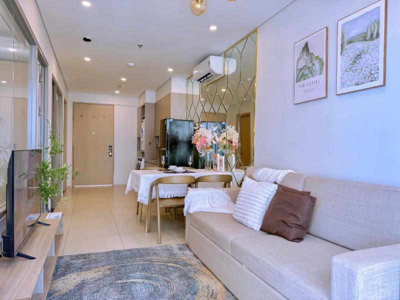 Seaside Apartment - The Song - image 5
