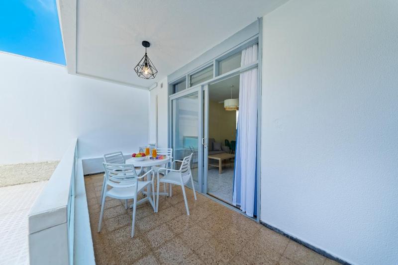 Fayna Apartments - image 40