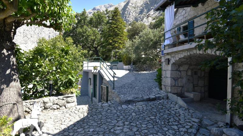 Holiday Home Volat -Baska Voda by Villas Guide - image 4