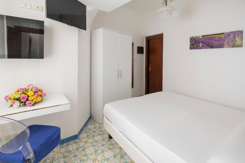 Amalfi Hotel centro storico - image 46