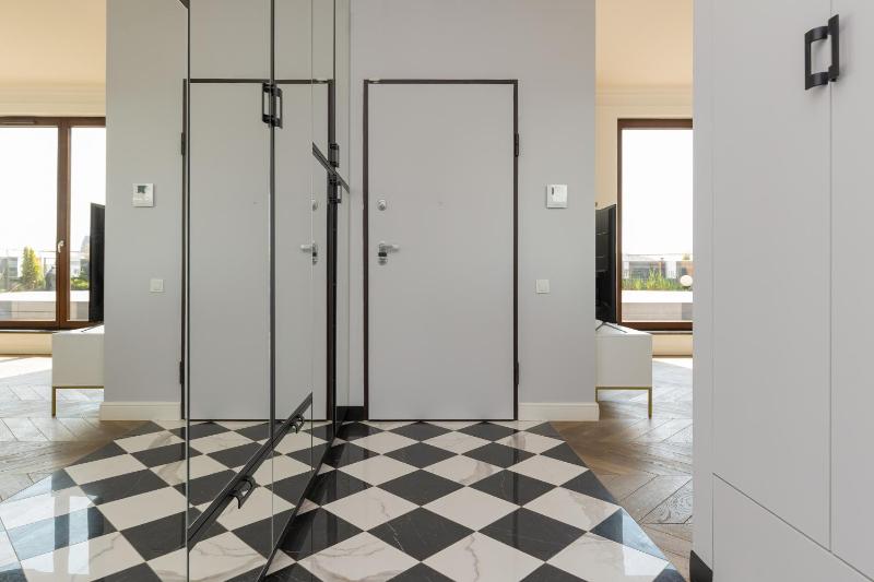 Royal Garden Residence in Wilanow by Noclegi Renters - image 15