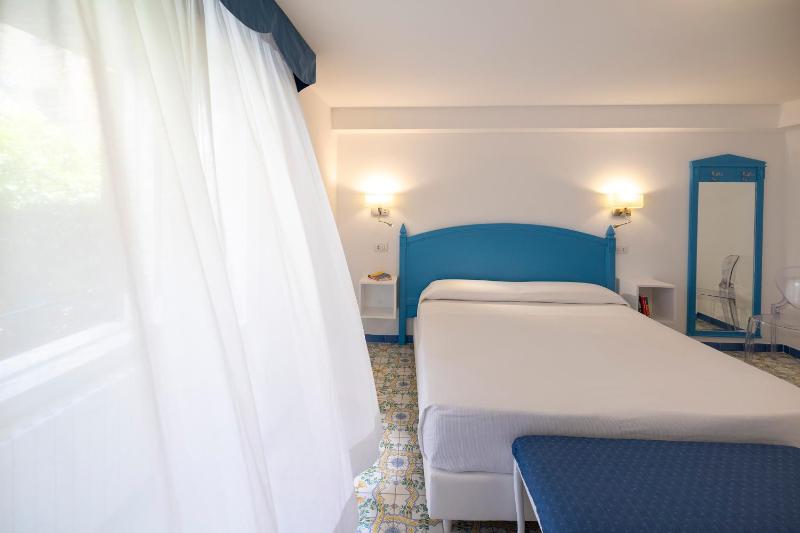 Amalfi Hotel centro storico - image 15