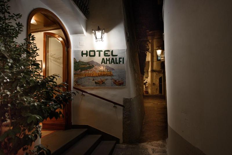 Amalfi Hotel centro storico - image 26