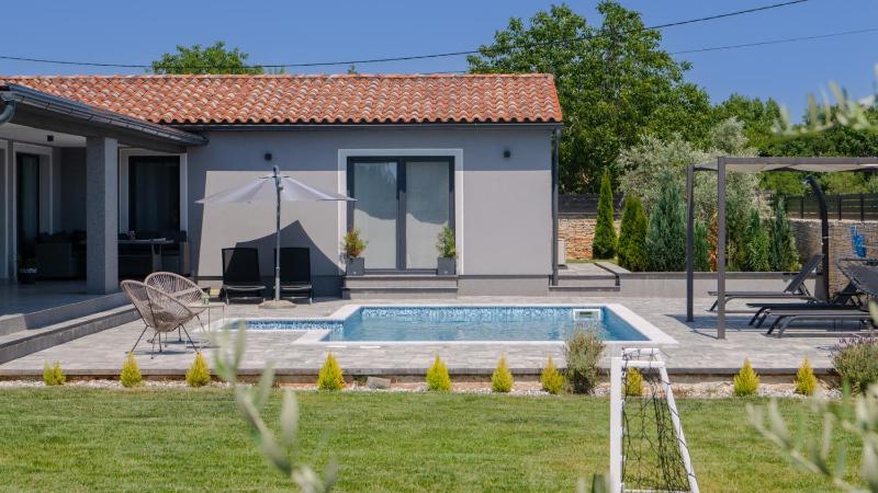 Villa Lana - Cabrunici by Villas Guide - image 18