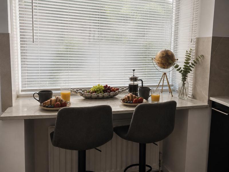 Private Gated Home Parking Sleeps 7 - image 23