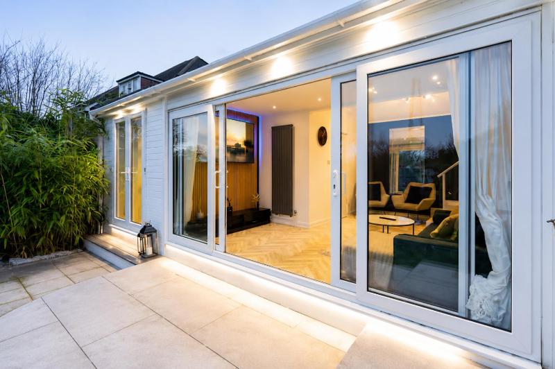 Private Gated Home Parking Sleeps 7 - image 19
