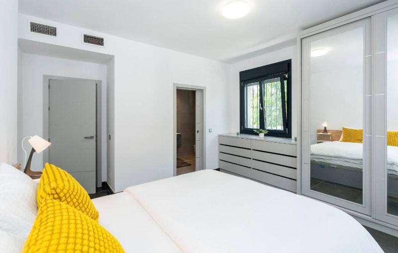 Luxurious Villa NicoAngelo - image 31