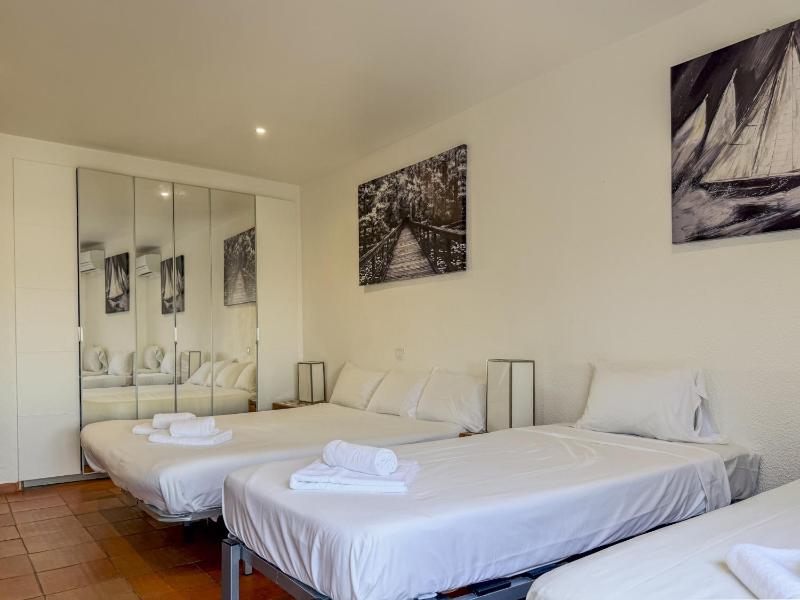 #409 Central Albufeira Getaway with Shared Pool - image 15