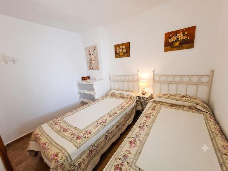 Eurhostal - Apartamento en primera linea - ALBERT VILLAS - image 16