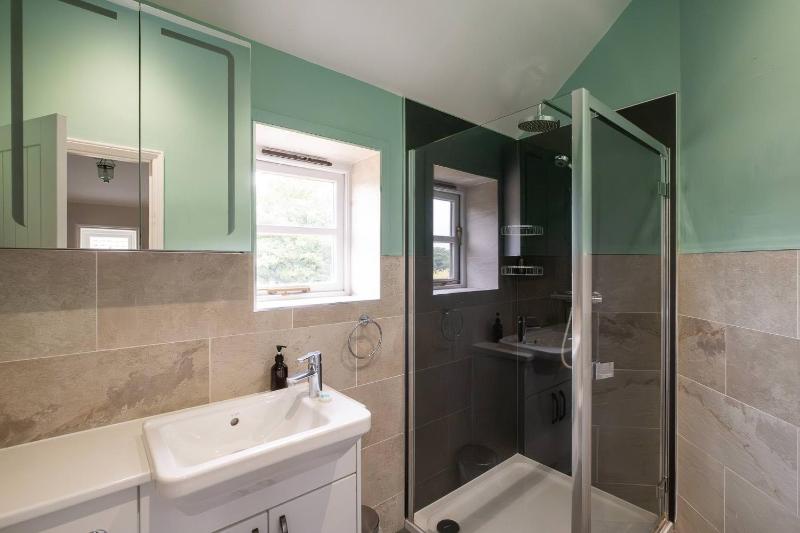 The Dairy House #Aldeburgh #SnapeMaltings - sleeps 11 - NOT SUITABLE FOR HENS OR STAGS OR ANY SIMILAR NOISY EVENTS DUE TO PROXIMITY OF NEIGHBOURS WHO VALUE THEIR PEACEFUL SETTING - Manage by Aldeburgh Coastal Cottages - image 29