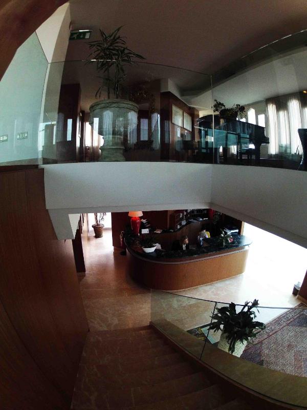 Double or Twin Room with Side Sea View image 2