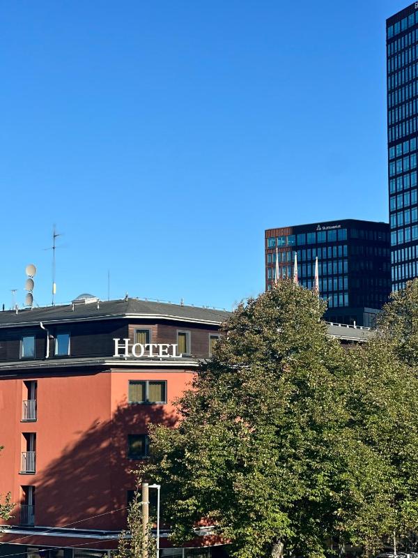 Spar Hotel Gårda - image 1
