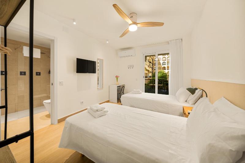 Jomarijo Boutique Rooms - image 15