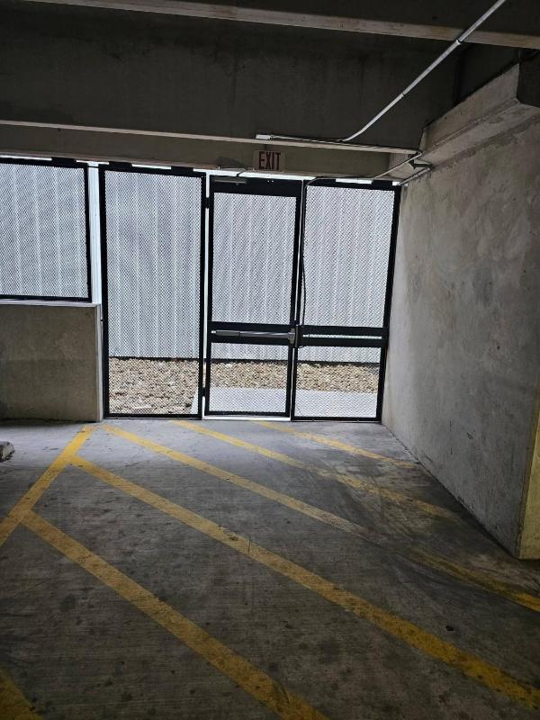 Riverwalk Downtown Luxury Pool Free Parking - image 23