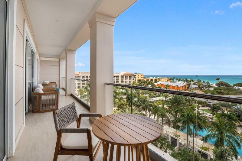 Eagle Beach-Serene Beach View 3BR condo-LV503 - image 12