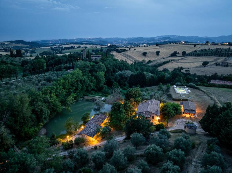 Il Giuncheto Pool Amazing View Umbrian Countryside - image 17