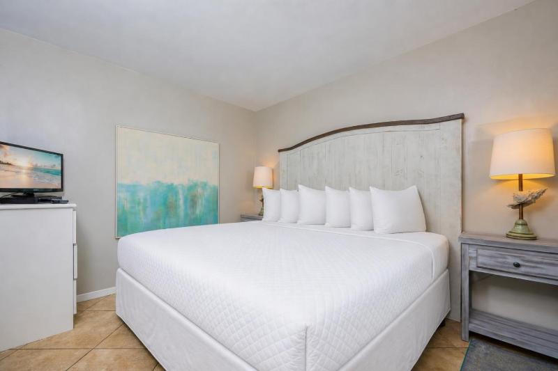 Surfside Shores 1804 - image 35