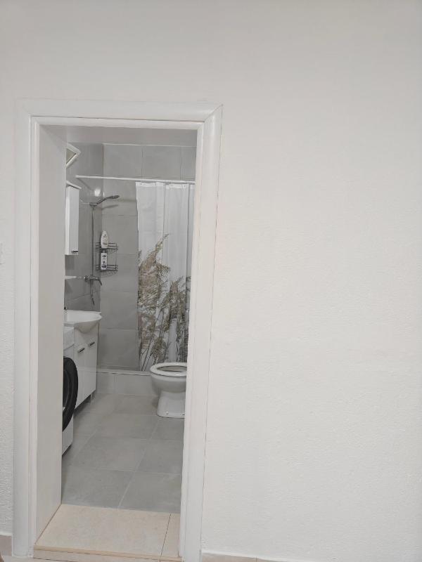 Apartment Zest - image 9
