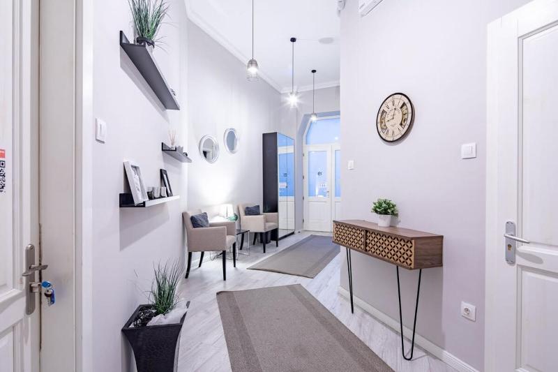 Very Central - Comfy - Design Studio - image 5