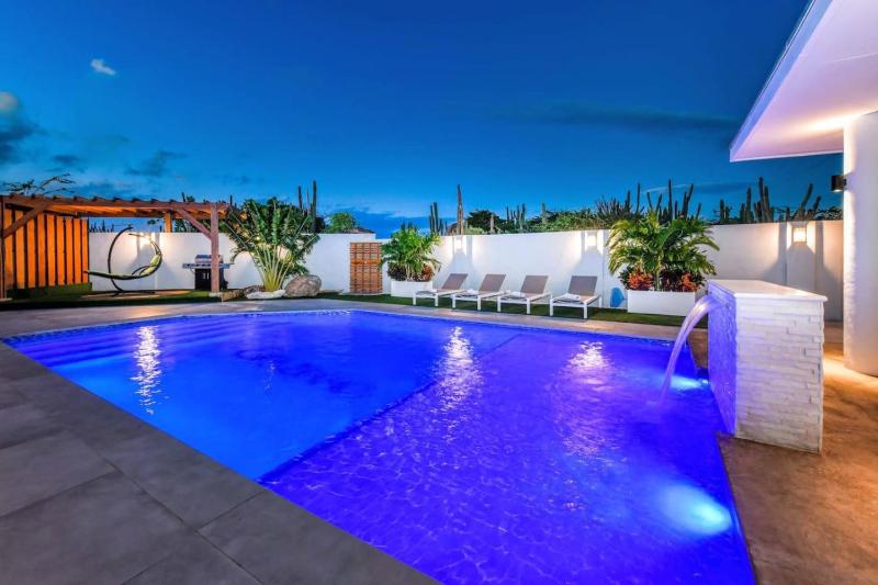 Casa Graziano Luxury 5BR Family Villa Pool Whirlpool & Tropical Garden - image 46