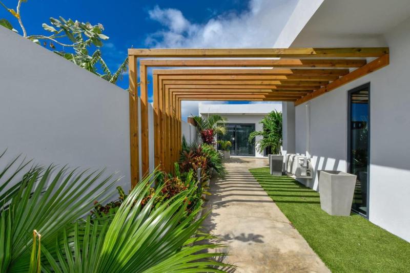 Casa Graziano Luxury 5BR Family Villa Pool Whirlpool & Tropical Garden - image 35