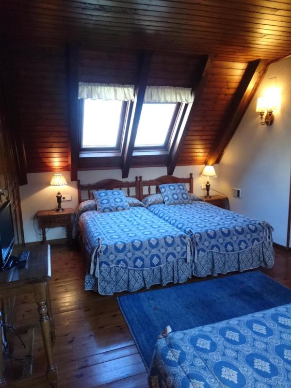 Quadruple Room image 3