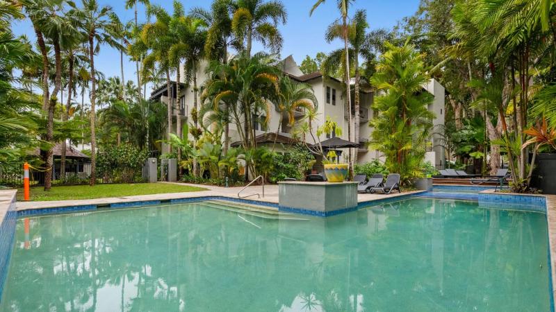 Marlowe Sage Walk to Beach and Pool - image 4