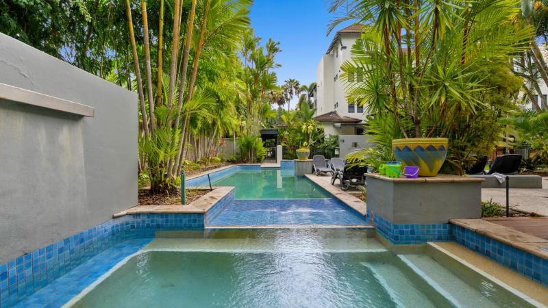 Marlowe Sage Walk to Beach and Pool - image 33