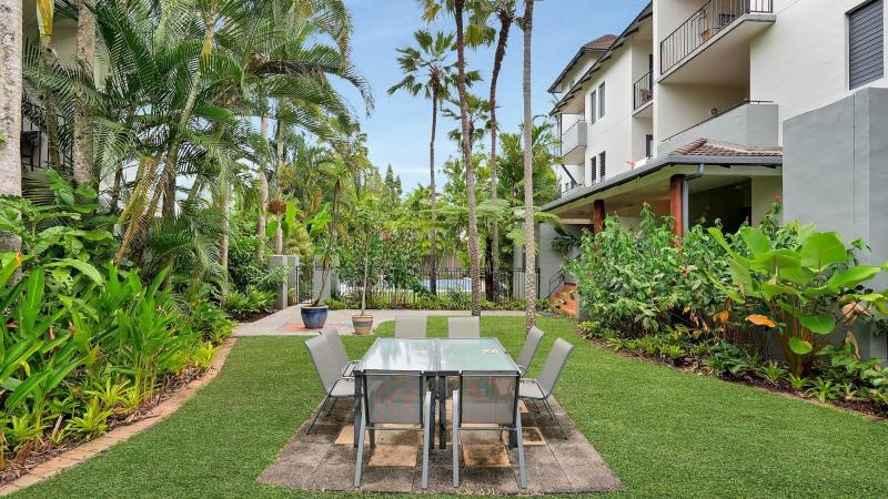 Marlowe Sage Walk to Beach and Pool - image 20