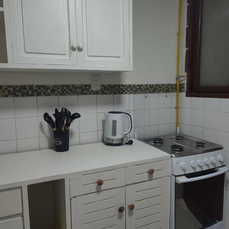 Hermoso departamento en zona estrategica - image 8