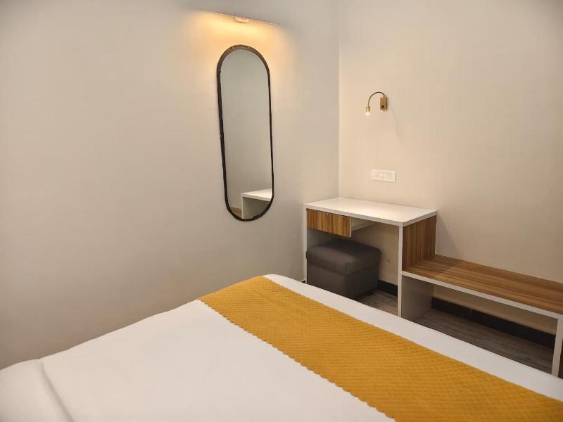The Raghav Vilas Luxury 2BHK Apartments Near Kashi Vishwanath Temple - image 13