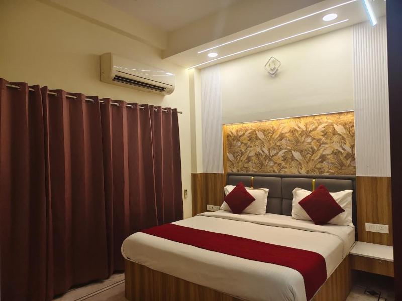 The Raghav Vilas Luxury 2BHK Apartments Near Kashi Vishwanath Temple - image 6