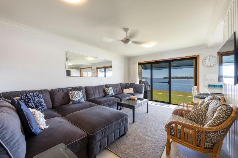 Peninsula Court 5- River Front- Stone Real Estate Yamba - image 7
