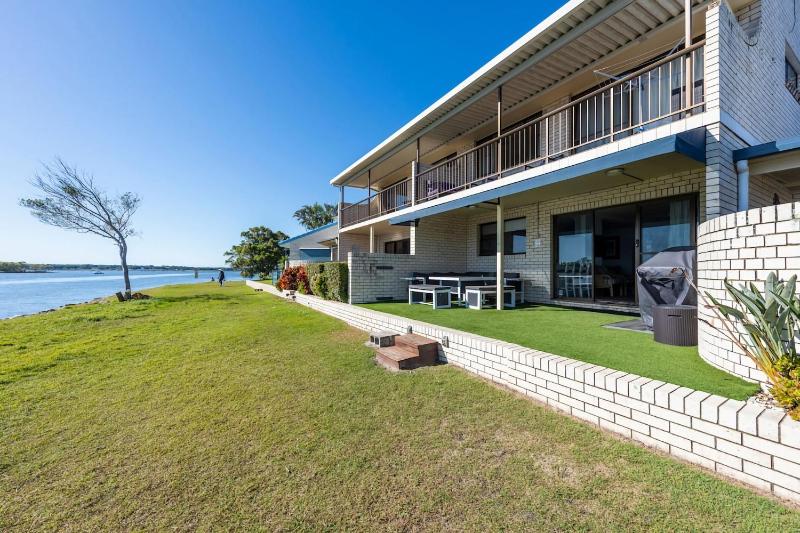 Peninsula Court 5- River Front- Stone Real Estate Yamba - image 8