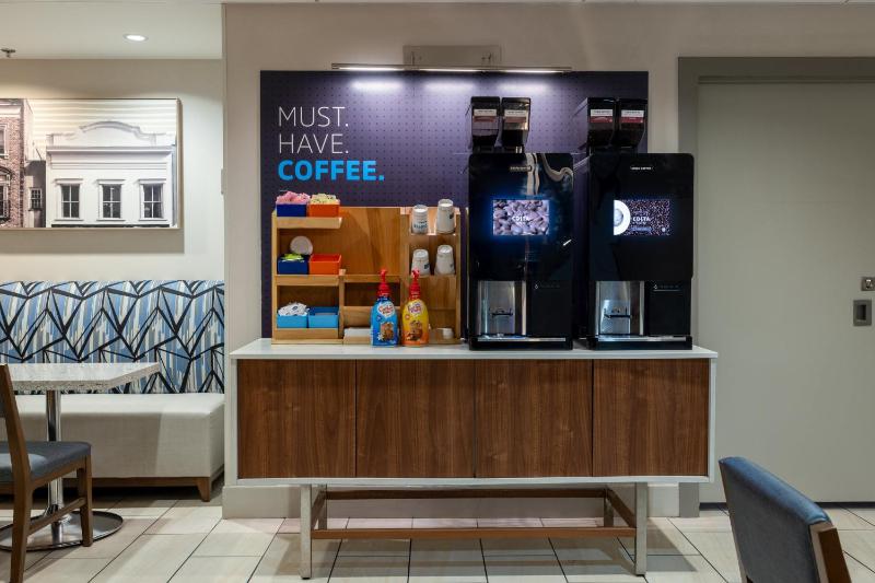 Holiday Inn Express Charleston US Highway 17 & I-526 By IHG - image 7
