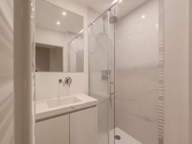 Seafront apartment with views in Blankenberge - image 22