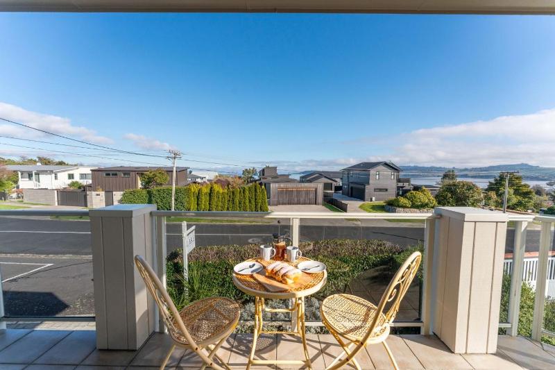 Top of the Lake - Taupo - image 25