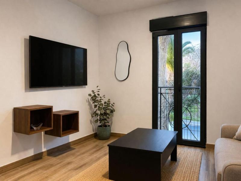 Chic Madrid Stay with Terrace - image 6