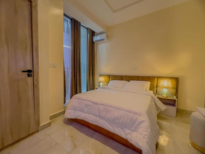 Elior Lux 2BED APT Lekki Lagos - image 14