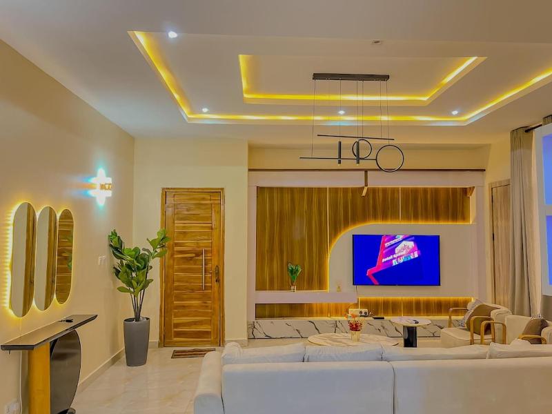 Elior Lux 2BED APT Lekki Lagos - image 12
