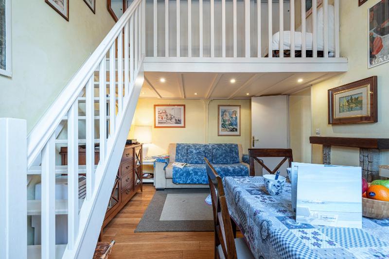 Regina - Duplex in Heart of Menton - Happy Rentals - image 13