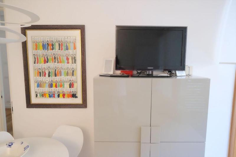 Belvedere Apartments - image 35