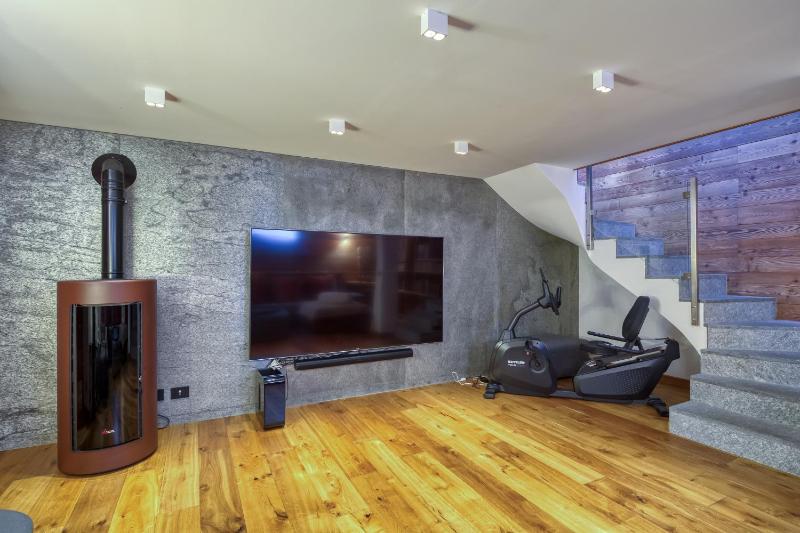 Luxury Mountain Chalet Pool Sauna Cinema - image 30