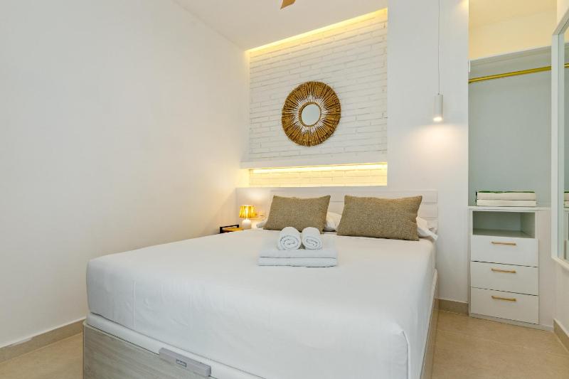 Azure Horizon - Luxury Sea View - image 22