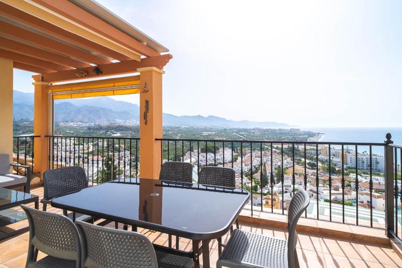 Villa Punta Lara 15 - Private Pool & Sea Views Nerja - image 21