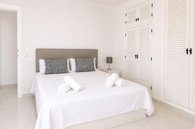 Private Pool Villa in El Chaparral - image 20