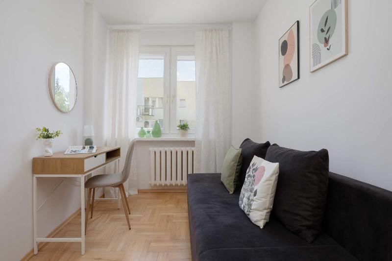 Bright Apartment with a Balcony in Warsaw by Noclegi Renters - image 8