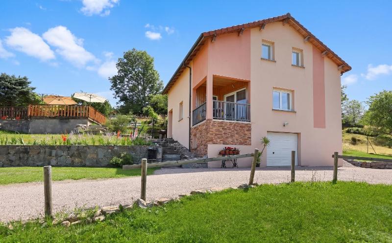 Maison spacieuse près de Gérardmer avec vue sur le lac - image 41