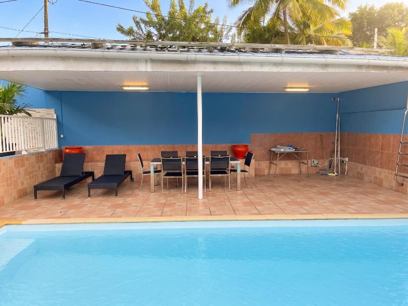 Villa charmante près de Saint-Esprit avec piscine privée - image 15