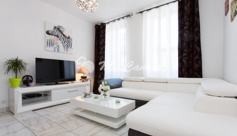 Appartement charmant près de Cannes avec balcon - image 1